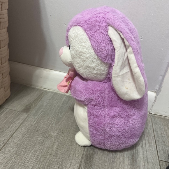 A cute purple bunny plush - Picture 4 of 4